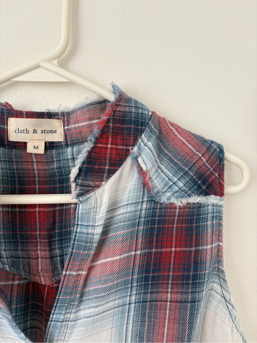 Cloth & Stone Plaid Sleeveless Tie Front Button Down Tank Sunglow Indigo Medium - Picture 8 of 10